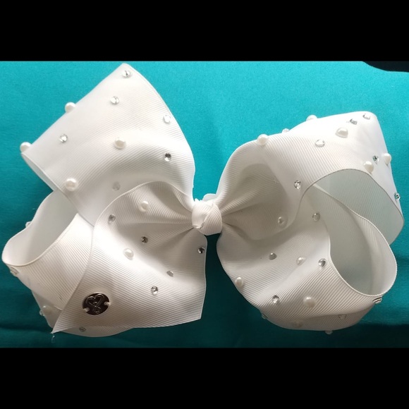 JoJo Siwa Accessories - large white Jojo Siwa bow